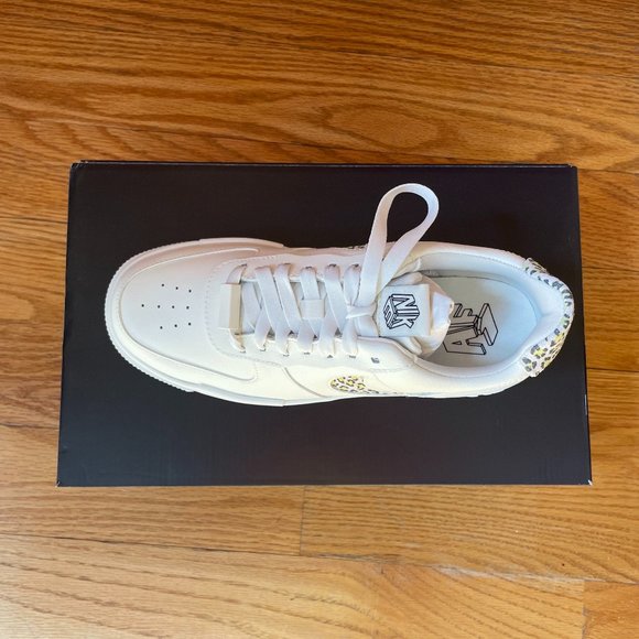 Last Pair!!!!Nike Air Force 1 Pixel SE Sneaker from NIKE - Picture 5 of 10